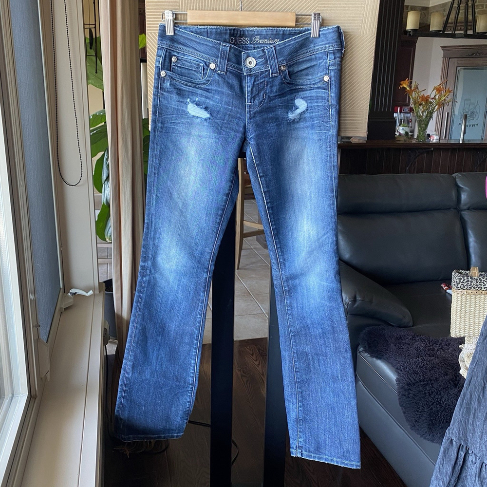 Guess Jeans Womens Size 28 Boot Cut Low Rise Dark Wash Denim Stretch Daredevil